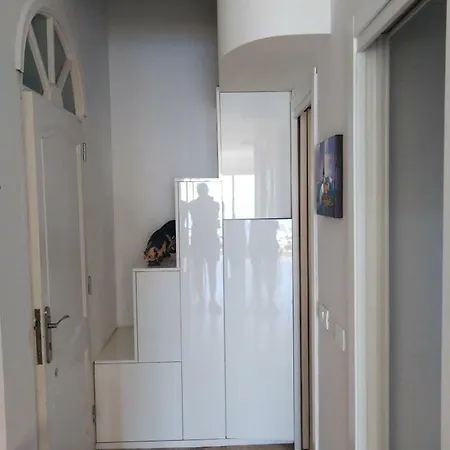 New Apt. Ocean In *